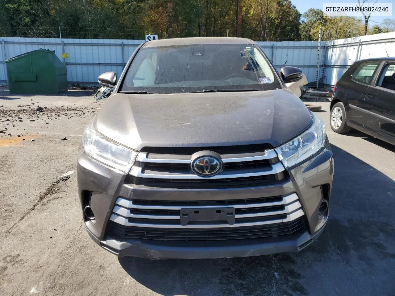 2017 Toyota Highlander Le VIN: 5TDZARFH8HS024240 Lot: 75659634