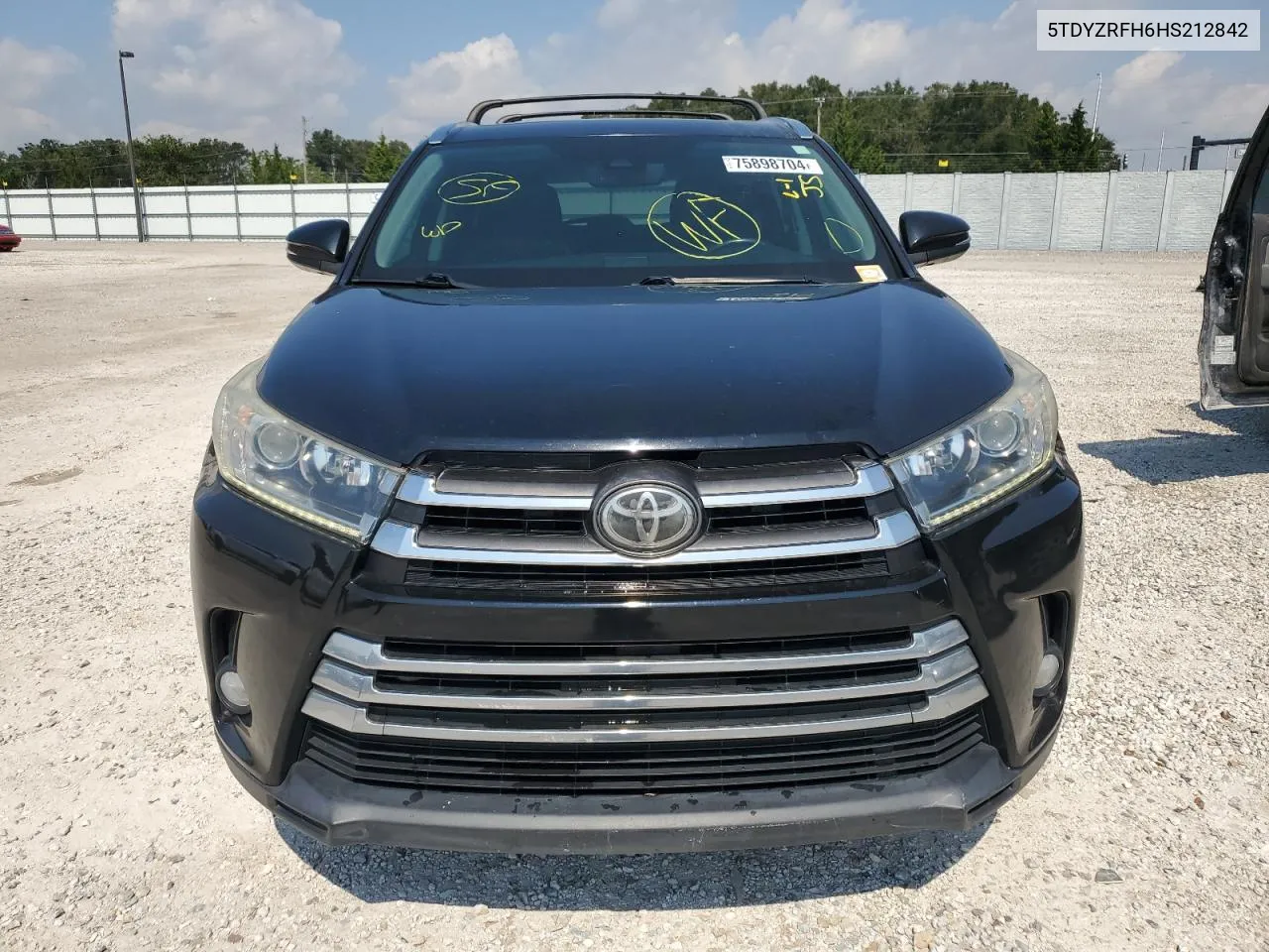 5TDYZRFH6HS212842 2017 Toyota Highlander Limited