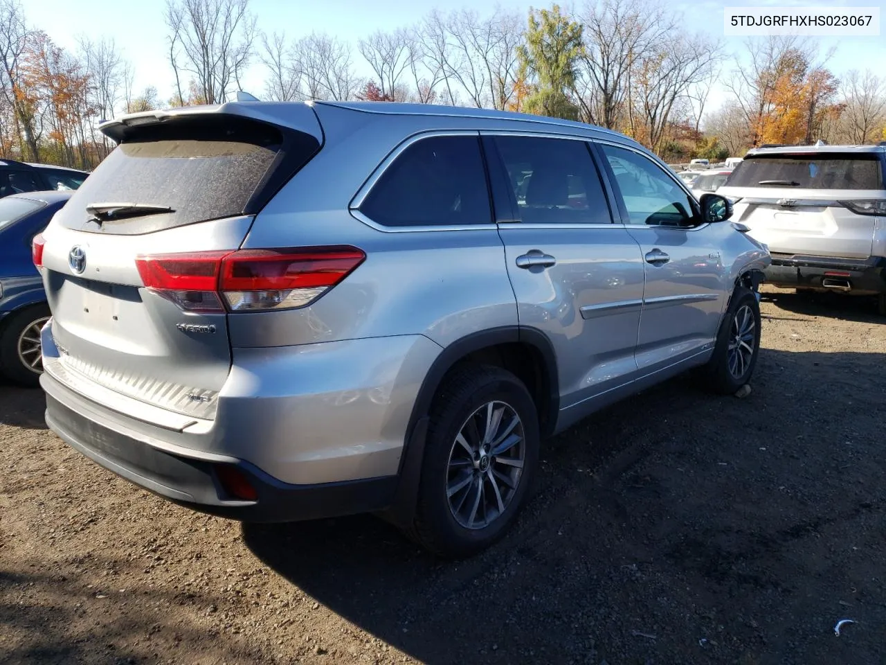 2017 Toyota Highlander Hybrid VIN: 5TDJGRFHXHS023067 Lot: 77755604