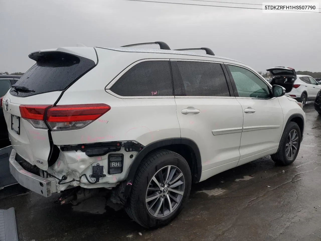 2017 Toyota Highlander Se VIN: 5TDKZRFH1HS507790 Lot: 78676144