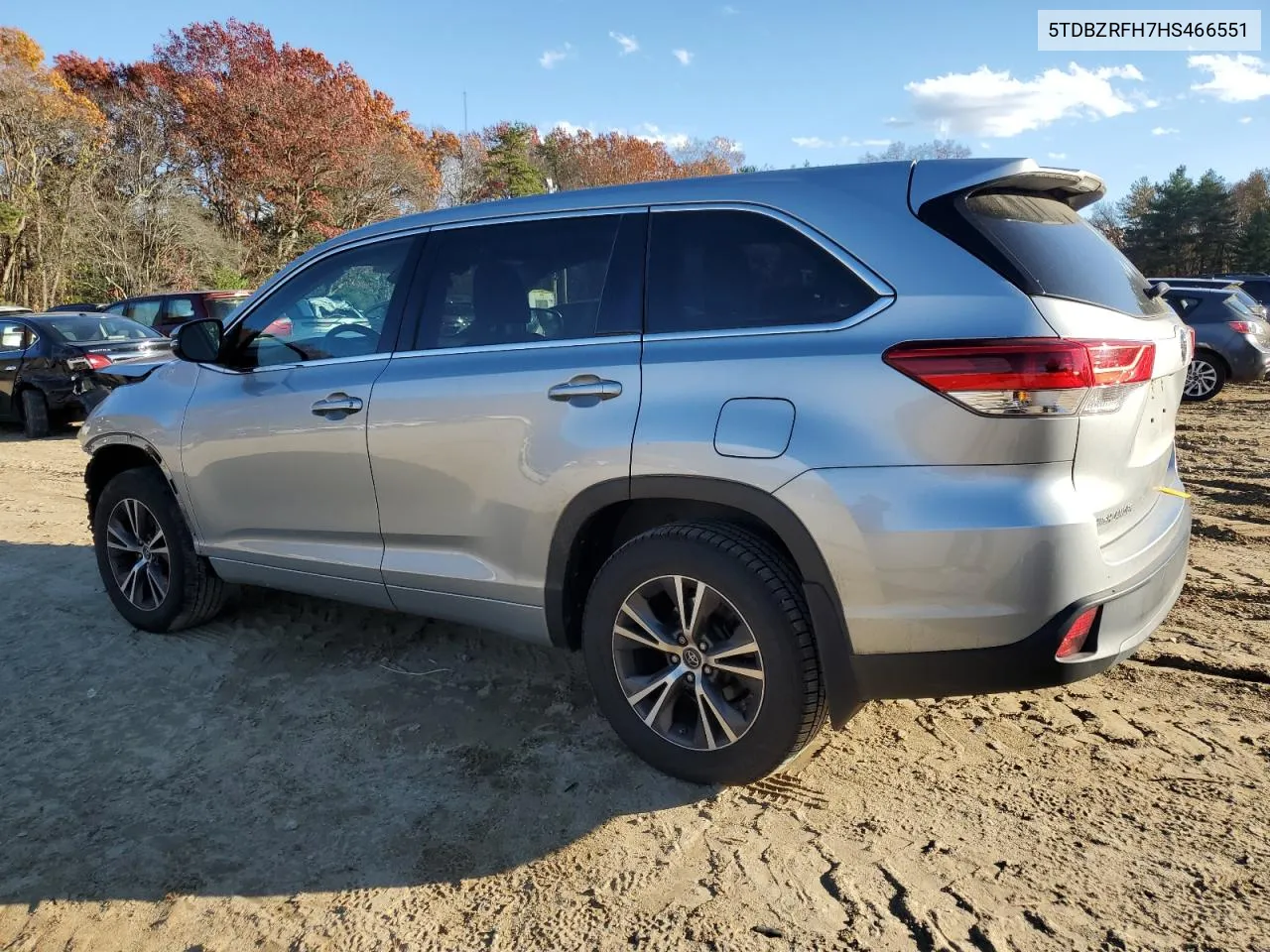 2017 Toyota Highlander Le VIN: 5TDBZRFH7HS466551 Lot: 78711834