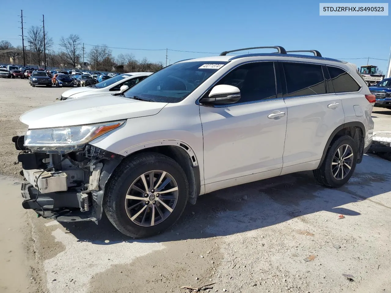 5TDJZRFHXJS490523 2018 Toyota Highlander Se