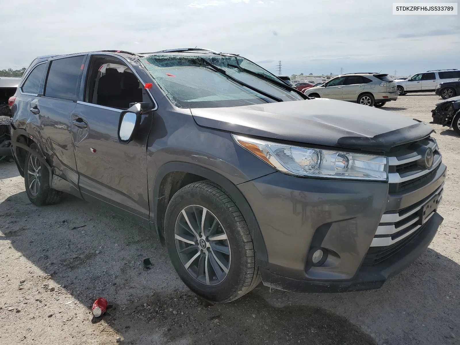 5TDKZRFH6JS533789 2018 Toyota Highlander Se