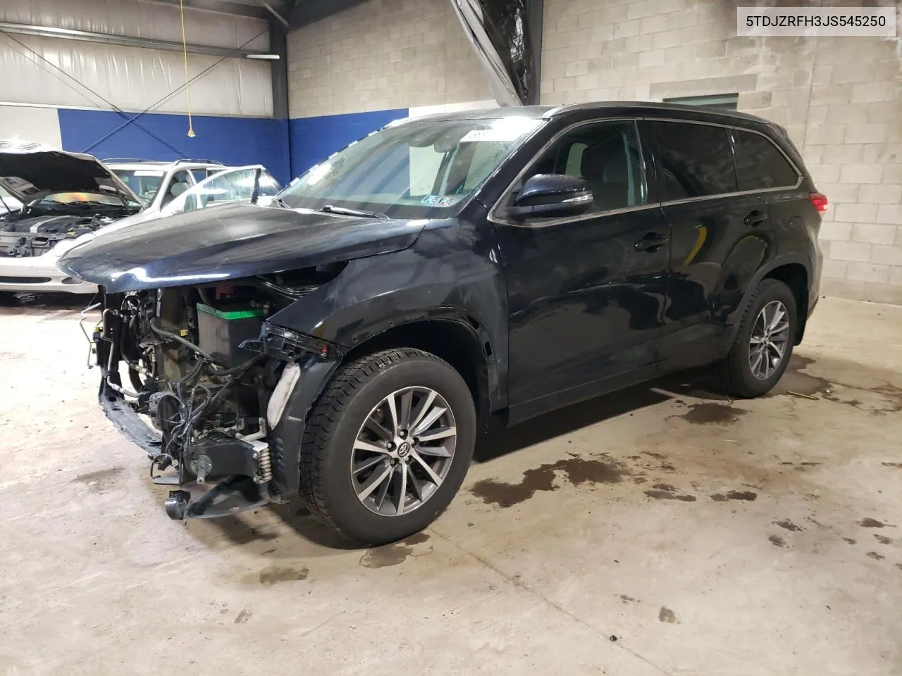 2018 Toyota Highlander Se VIN: 5TDJZRFH3JS545250 Lot: 56333184