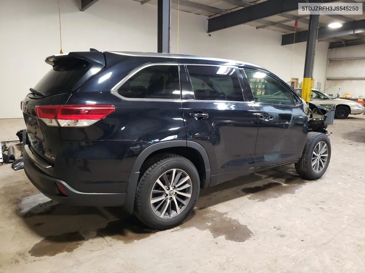 2018 Toyota Highlander Se VIN: 5TDJZRFH3JS545250 Lot: 56333184