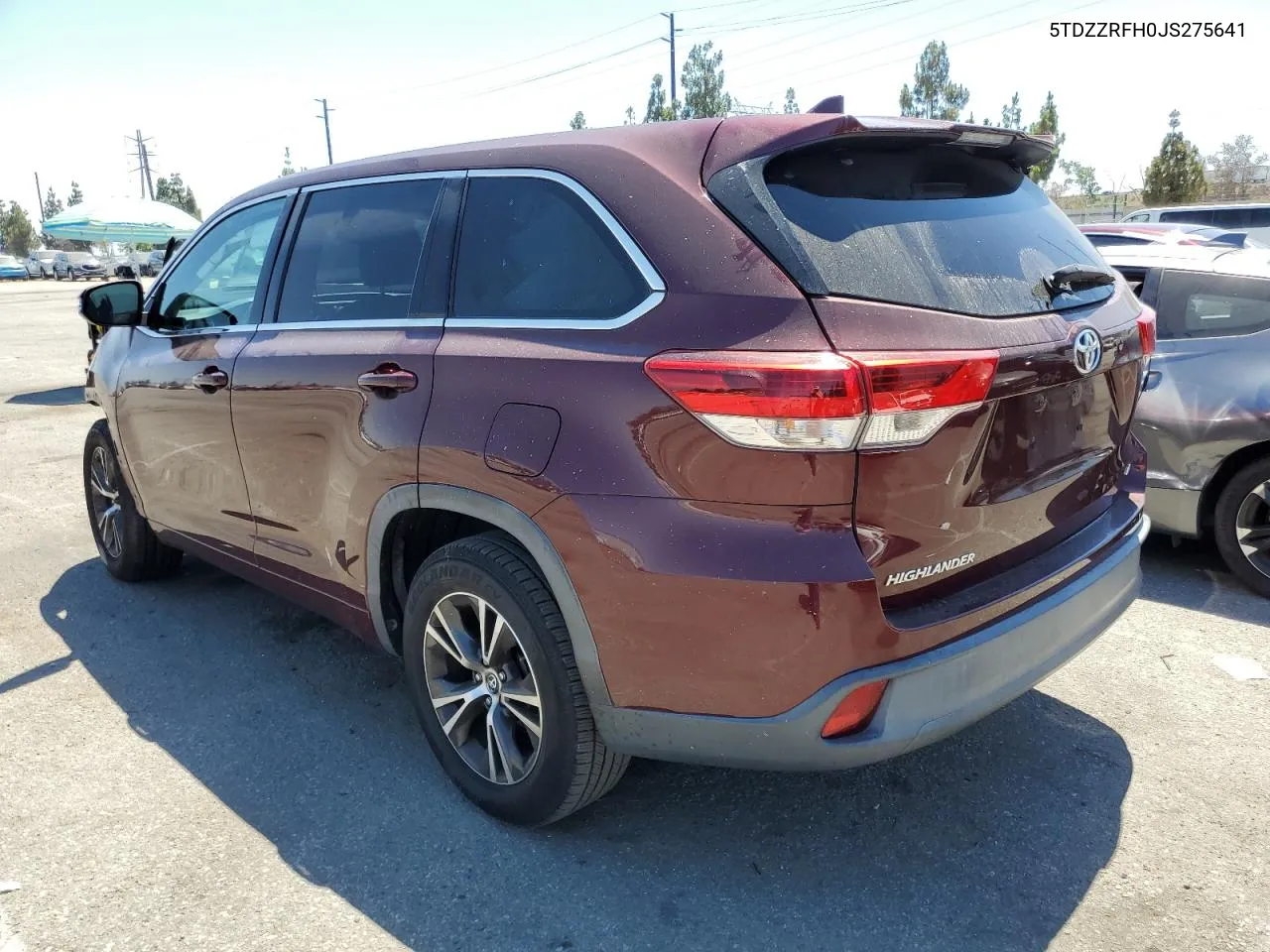 2018 Toyota Highlander Le VIN: 5TDZZRFH0JS275641 Lot: 61854094