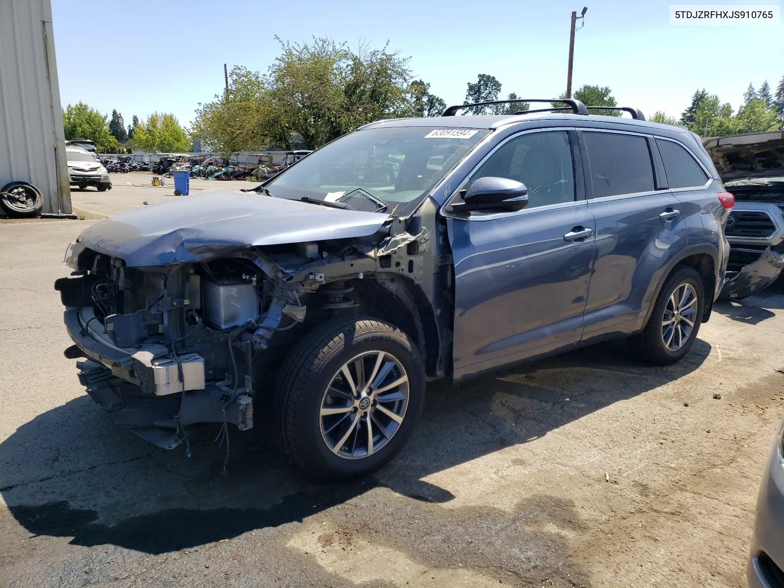 2018 Toyota Highlander Se VIN: 5TDJZRFHXJS910765 Lot: 63091594