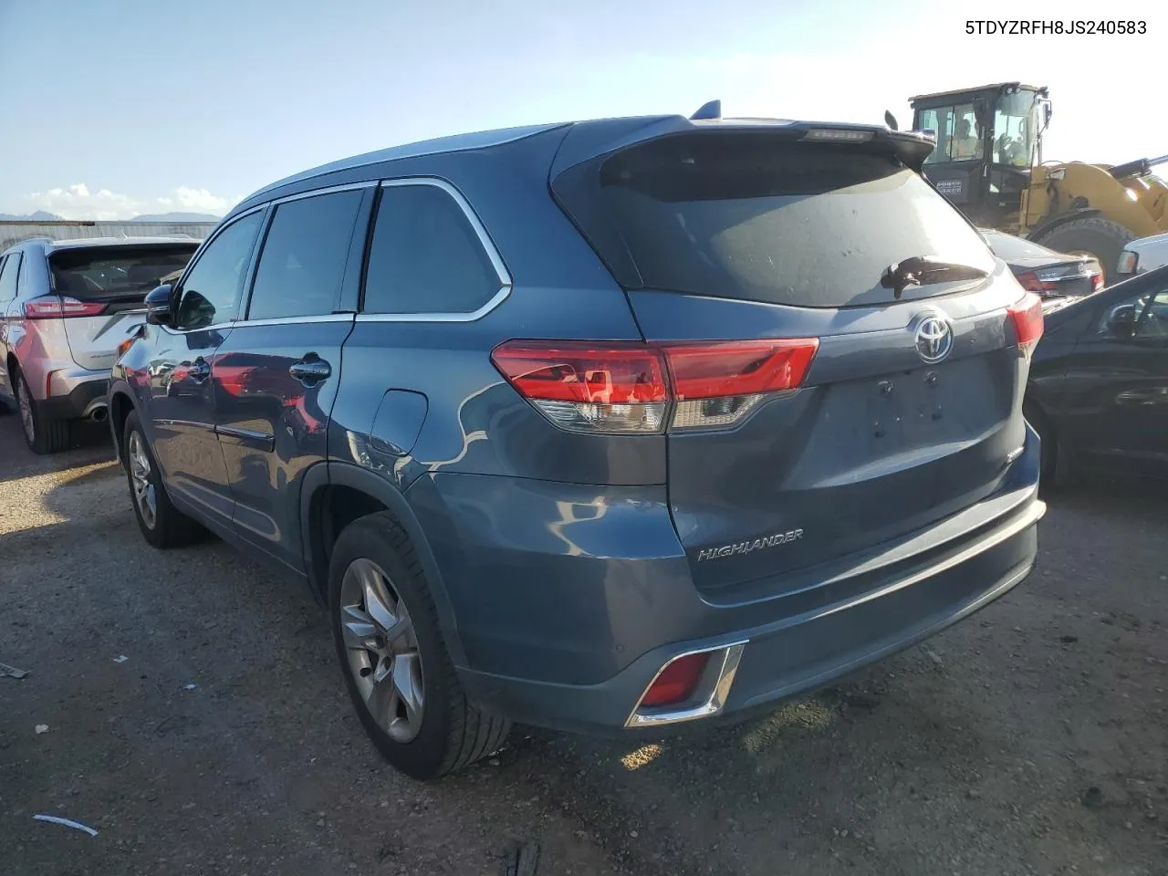 5TDYZRFH8JS240583 2018 Toyota Highlander Limited