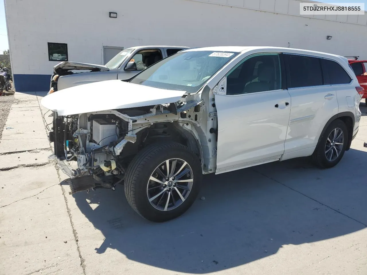 2018 Toyota Highlander Se VIN: 5TDJZRFHXJS818555 Lot: 67628394