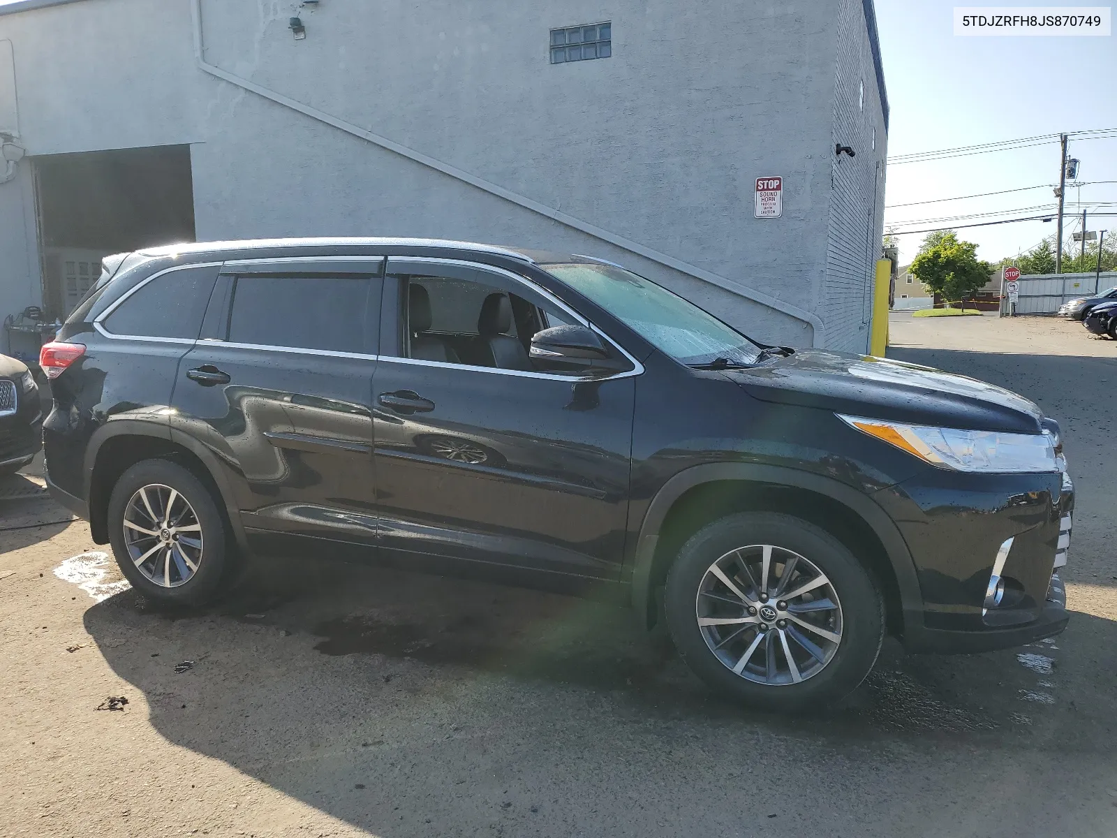 2018 Toyota Highlander Se VIN: 5TDJZRFH8JS870749 Lot: 68238354