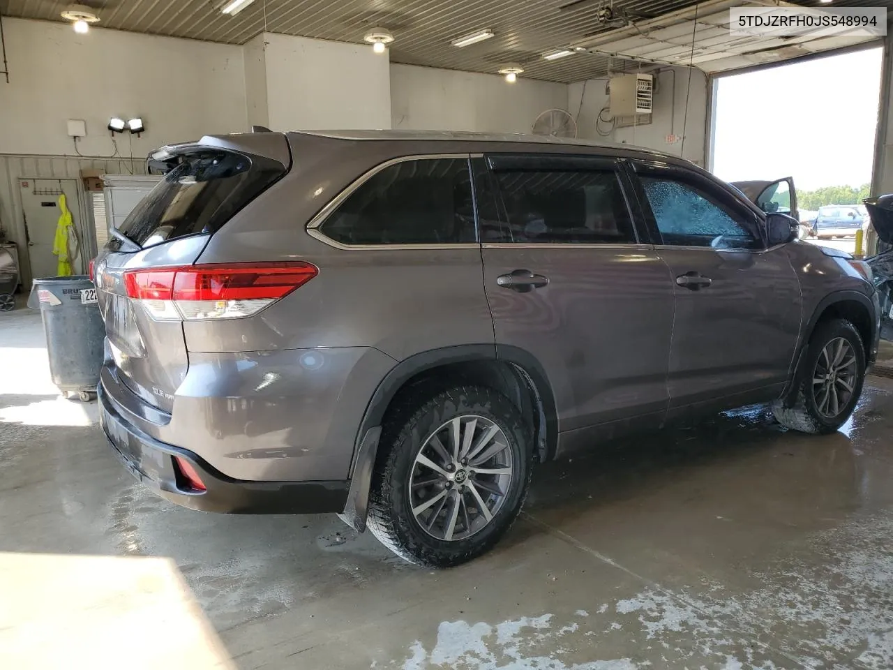 2018 Toyota Highlander Se VIN: 5TDJZRFH0JS548994 Lot: 69071664