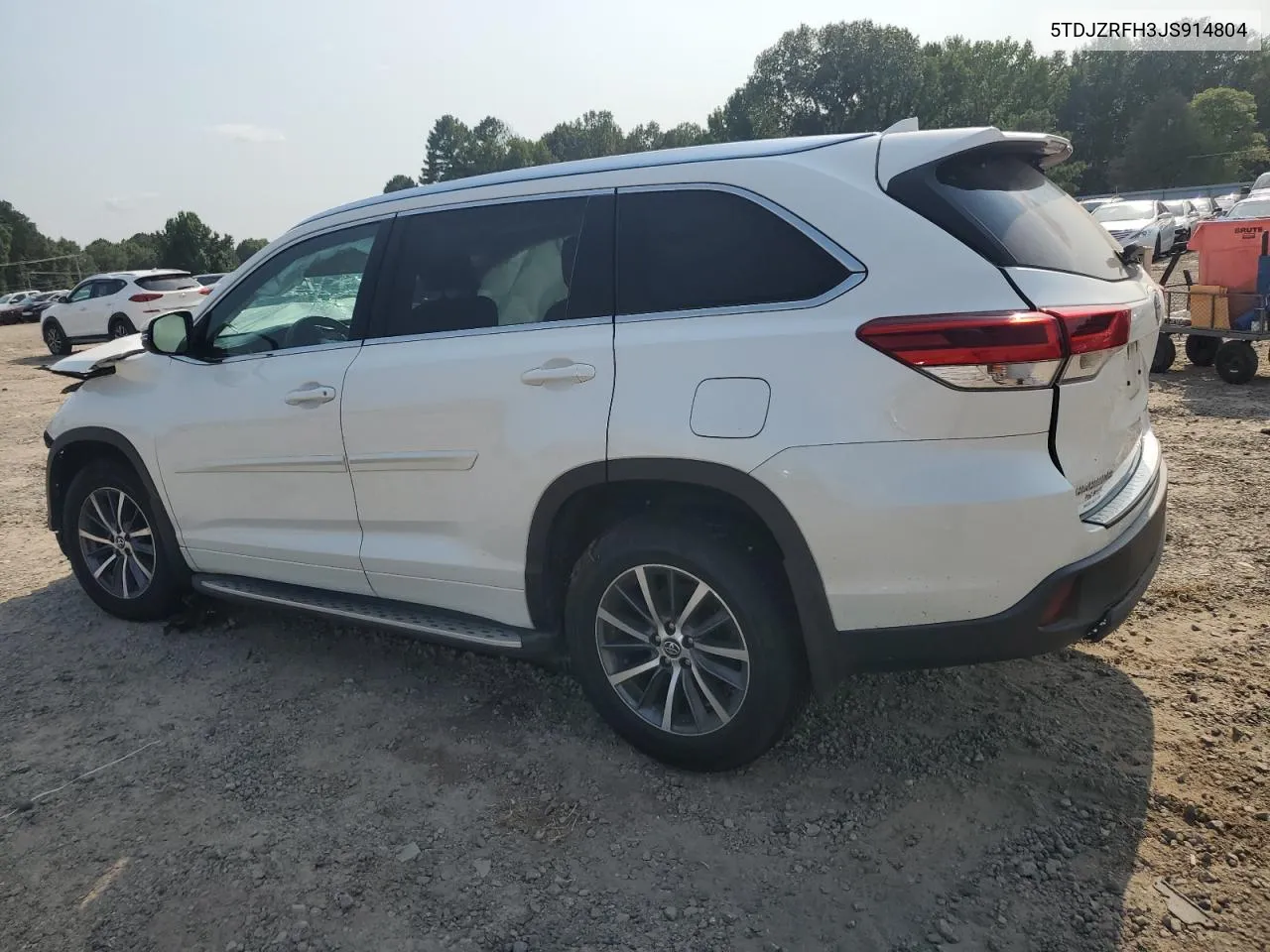 5TDJZRFH3JS914804 2018 Toyota Highlander Se