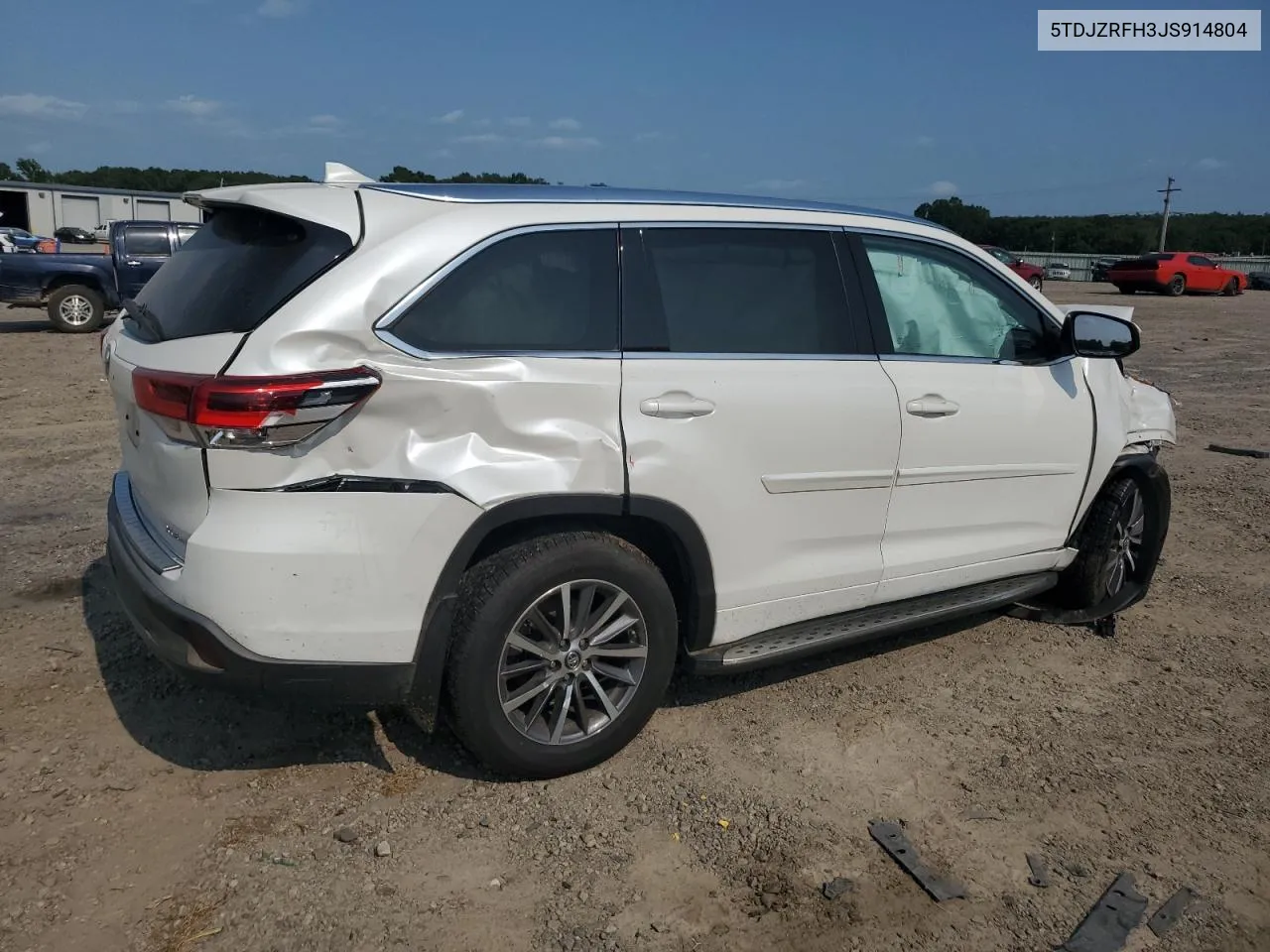 5TDJZRFH3JS914804 2018 Toyota Highlander Se