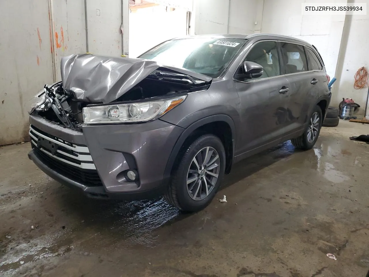 2018 Toyota Highlander Se VIN: 5TDJZRFH3JS539934 Lot: 69501024