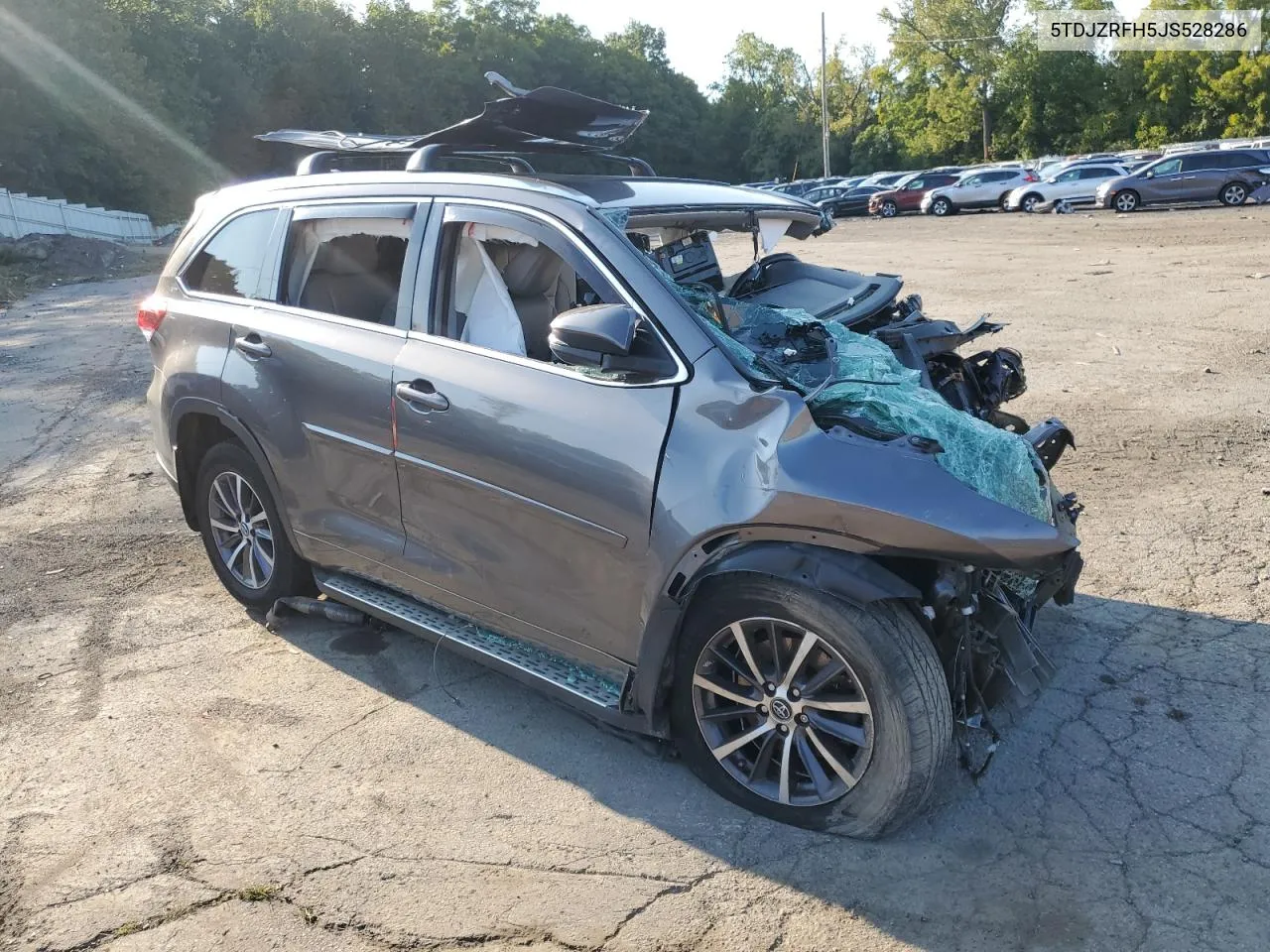 2018 Toyota Highlander Se VIN: 5TDJZRFH5JS528286 Lot: 69772954