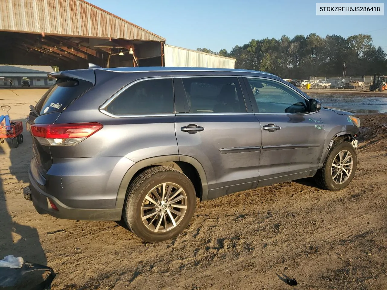 5TDKZRFH6JS286418 2018 Toyota Highlander Se