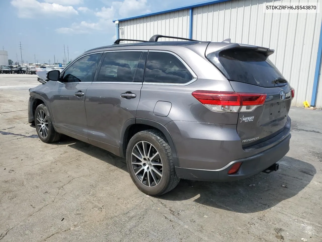 5TDKZRFH6JS543870 2018 Toyota Highlander Se