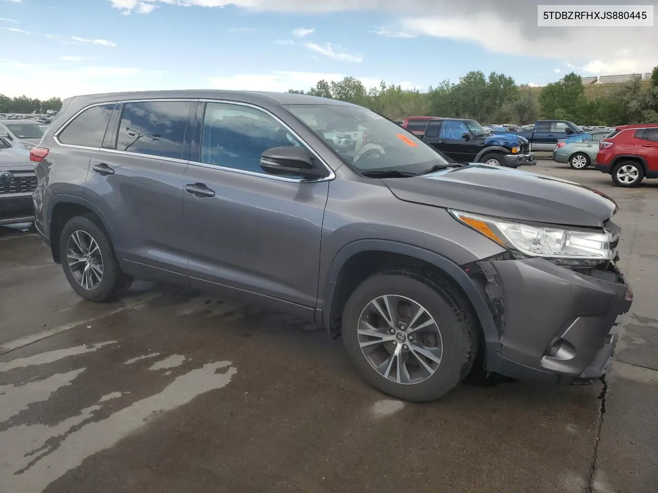 2018 Toyota Highlander Le VIN: 5TDBZRFHXJS880445 Lot: 71282174