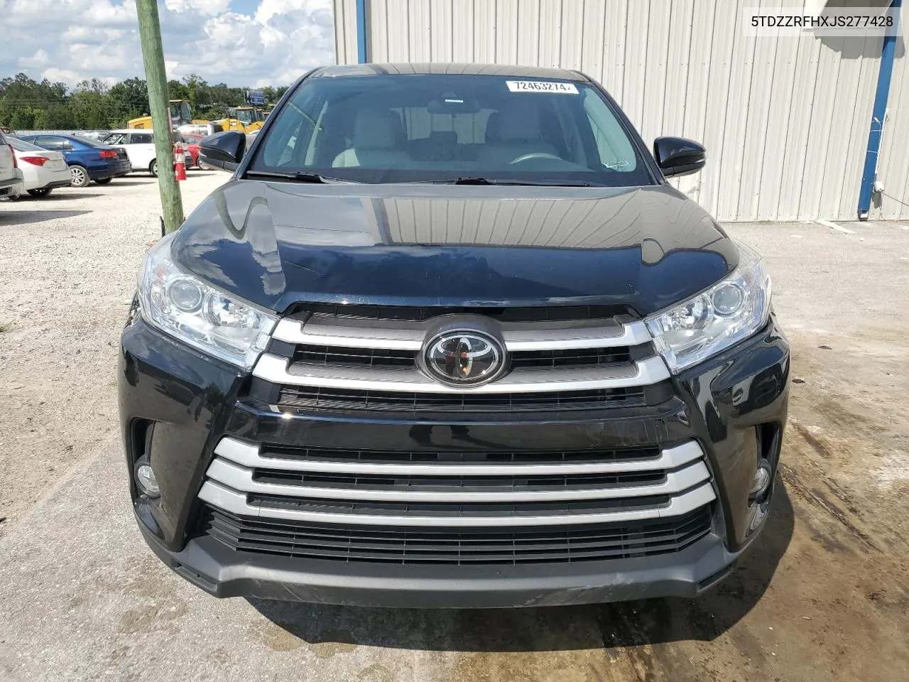 5TDZZRFHXJS277428 2018 Toyota Highlander Le