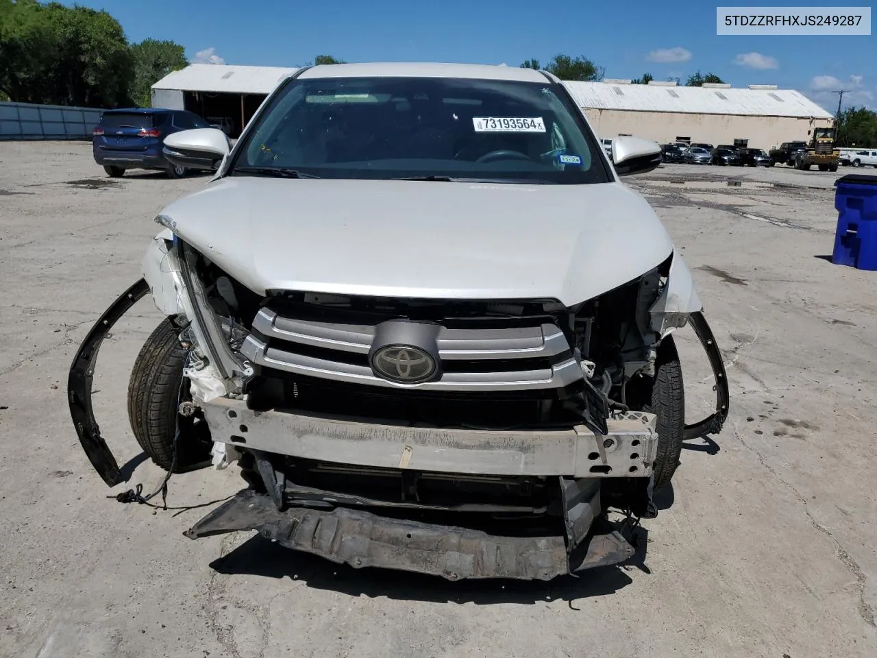 5TDZZRFHXJS249287 2018 Toyota Highlander Le