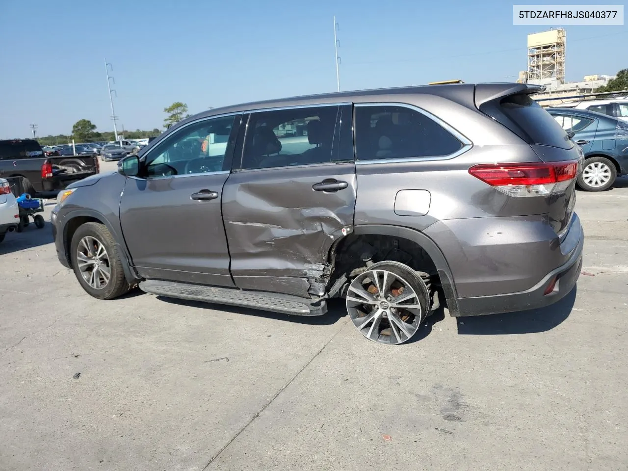 2018 Toyota Highlander Le VIN: 5TDZARFH8JS040377 Lot: 75441724