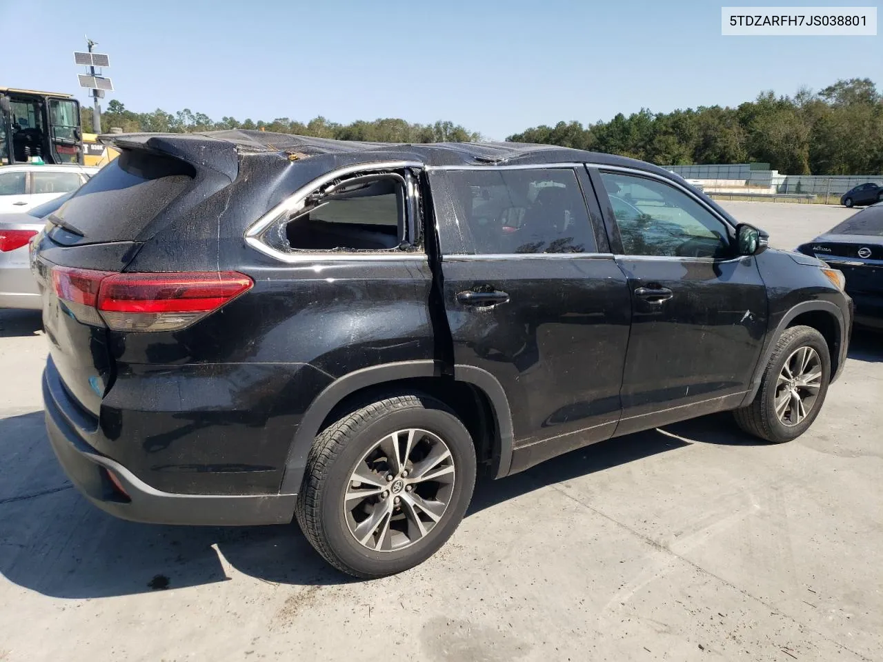 2018 Toyota Highlander Le VIN: 5TDZARFH7JS038801 Lot: 76265834