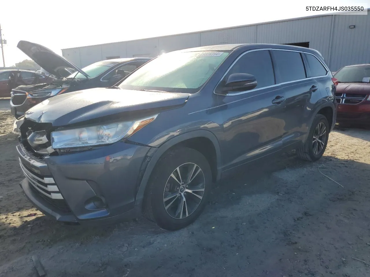 2018 Toyota Highlander Le VIN: 5TDZARFH4JS035550 Lot: 79328394