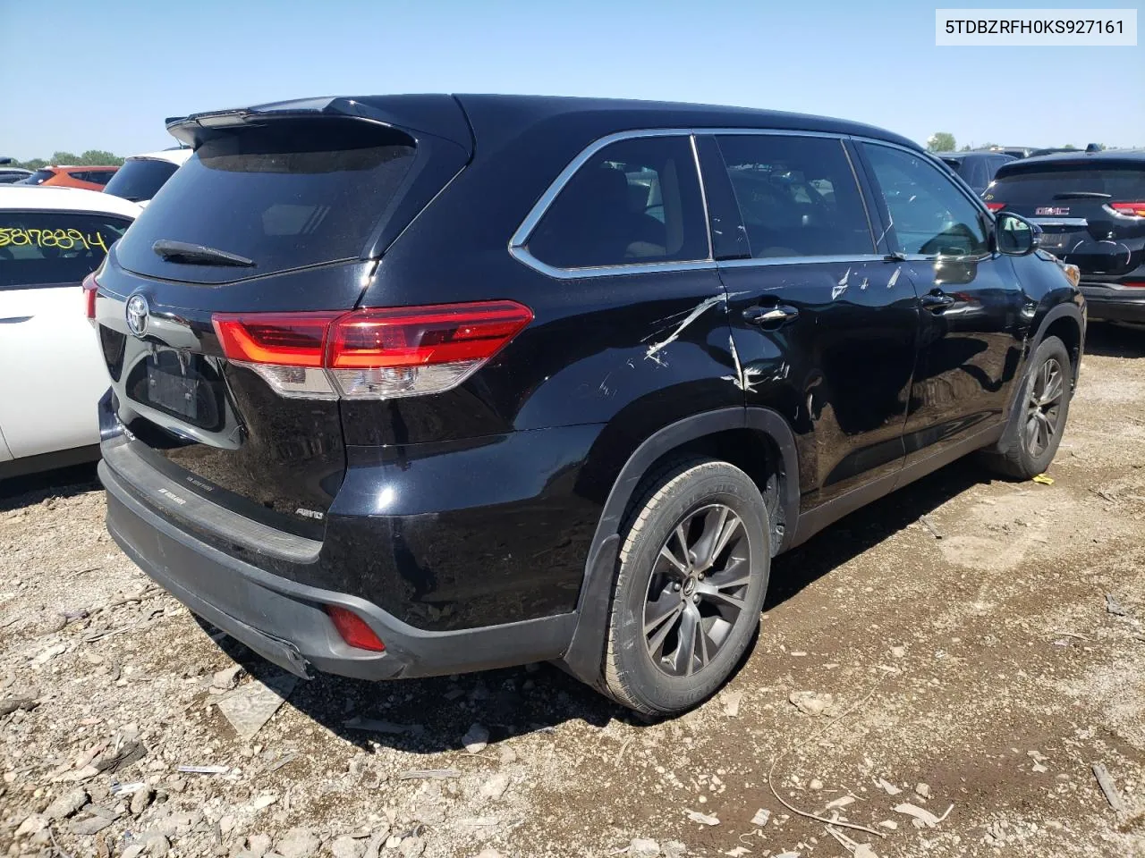 2019 Toyota Highlander Le VIN: 5TDBZRFH0KS927161 Lot: 58039574