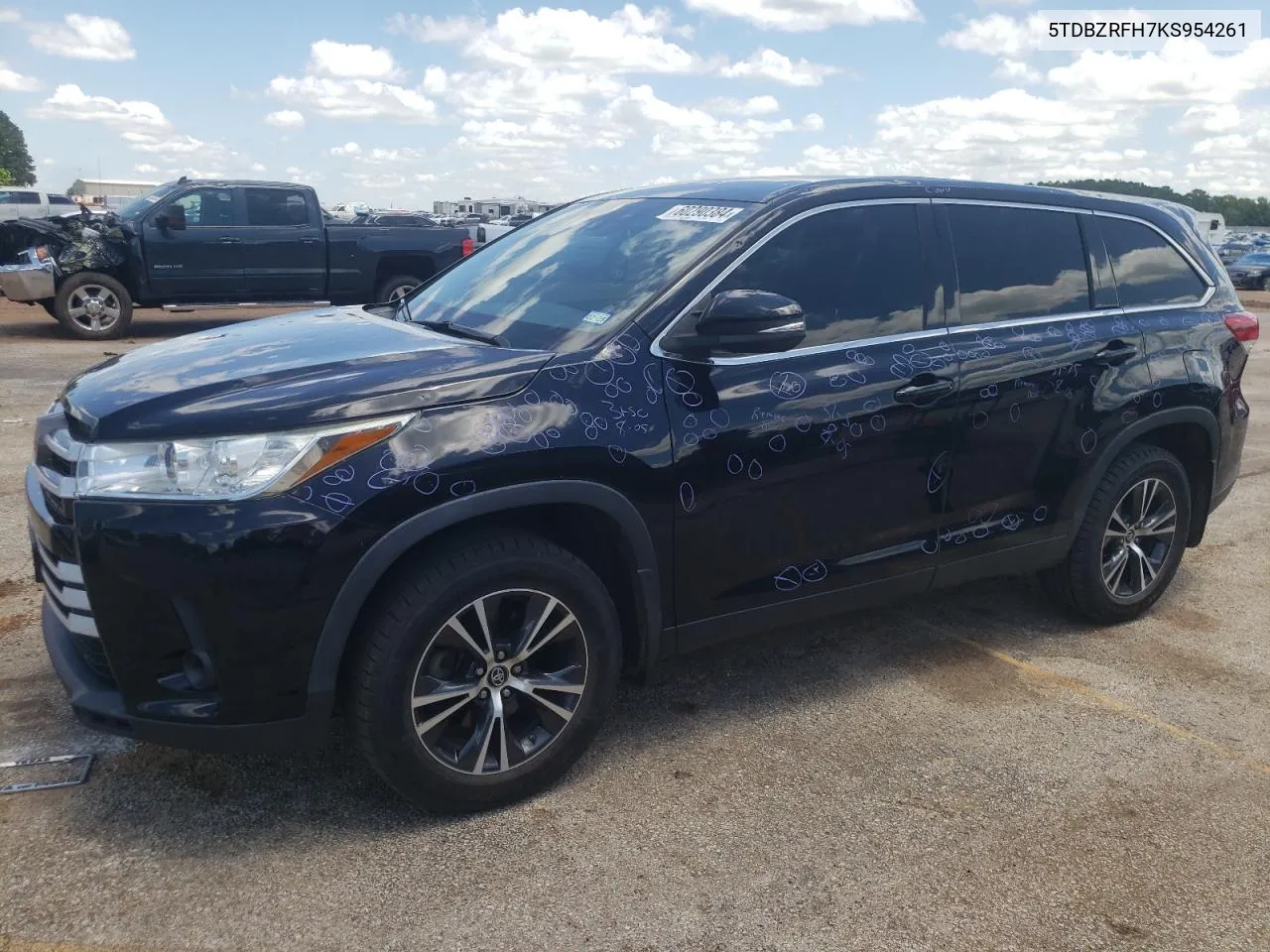 2019 Toyota Highlander Le VIN: 5TDBZRFH7KS954261 Lot: 60290384