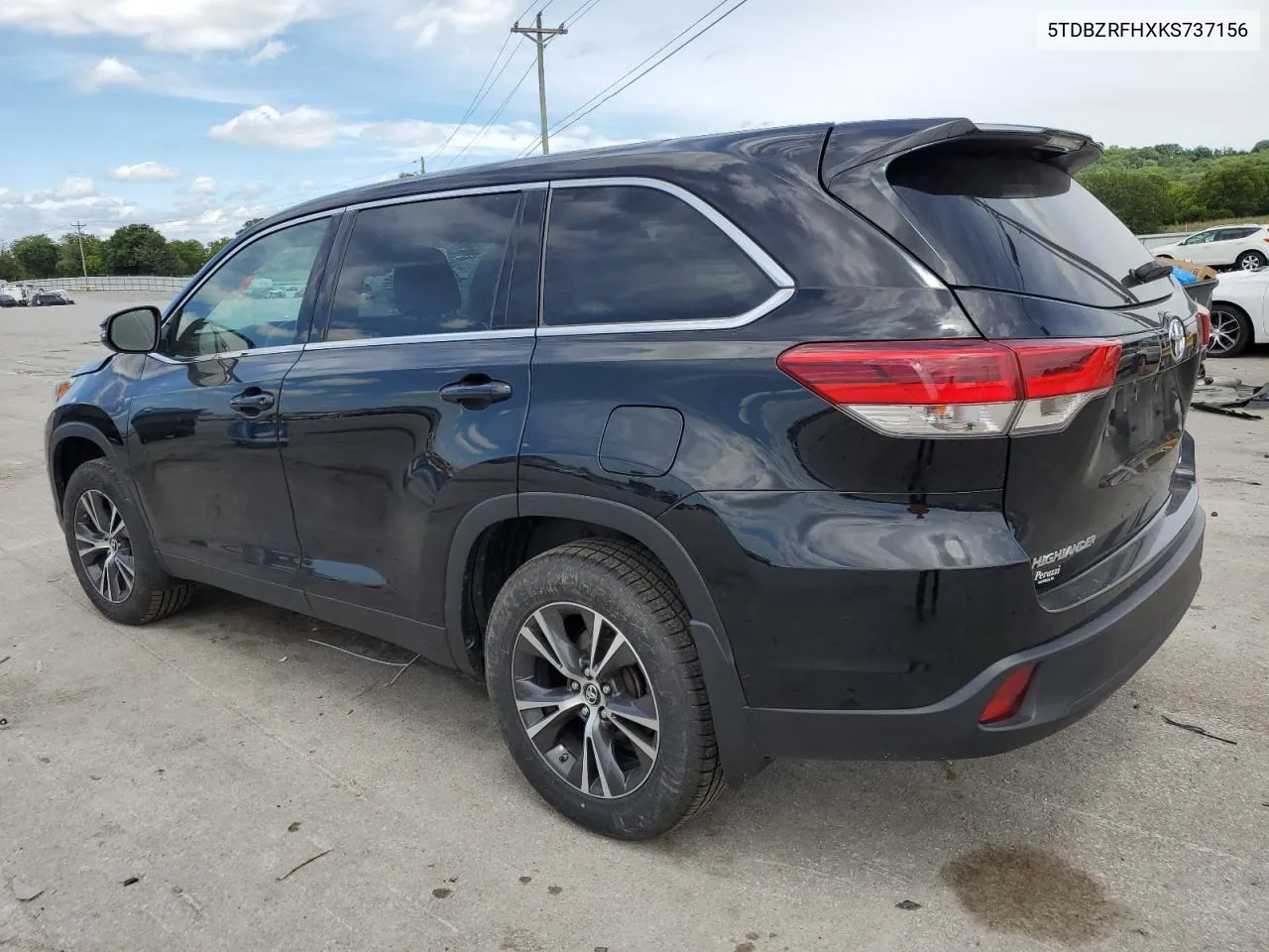 2019 Toyota Highlander Le VIN: 5TDBZRFHXKS737156 Lot: 62041524