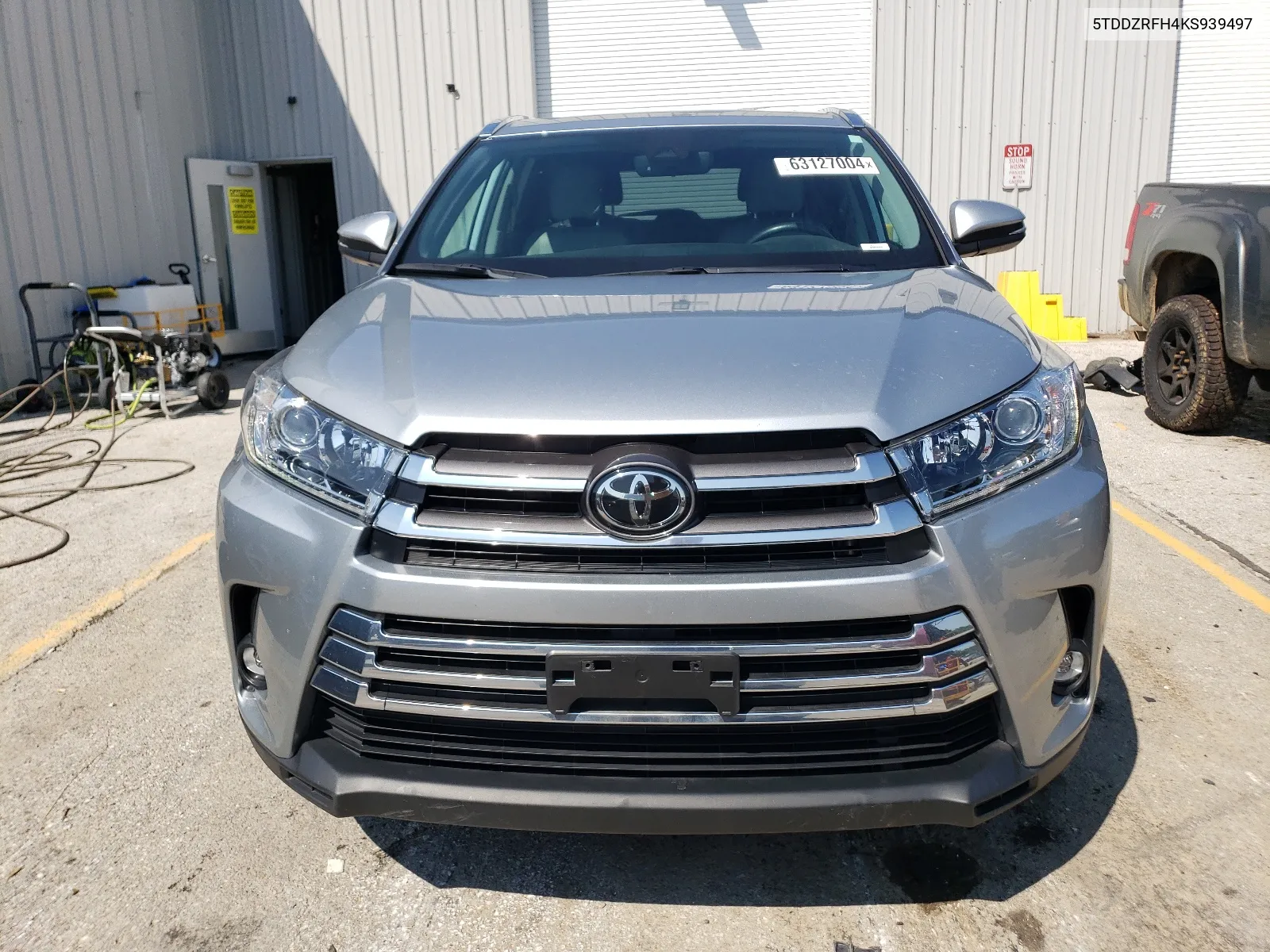 5TDDZRFH4KS939497 2019 Toyota Highlander Limited