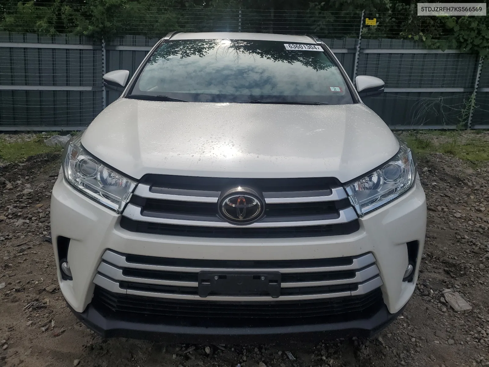 5TDJZRFH7KS566569 2019 Toyota Highlander Se