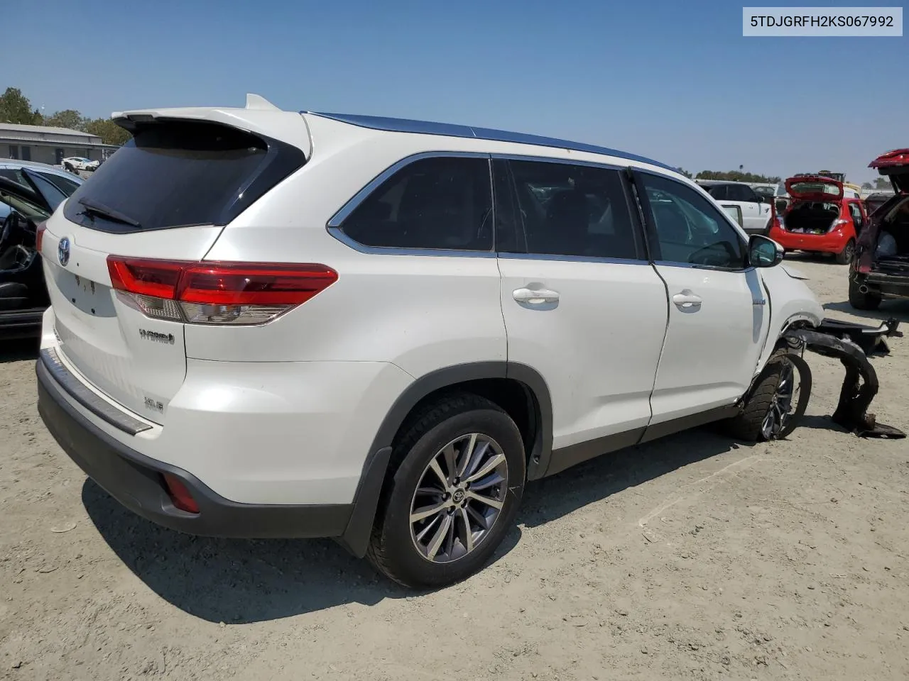 2019 Toyota Highlander Hybrid VIN: 5TDJGRFH2KS067992 Lot: 65281224