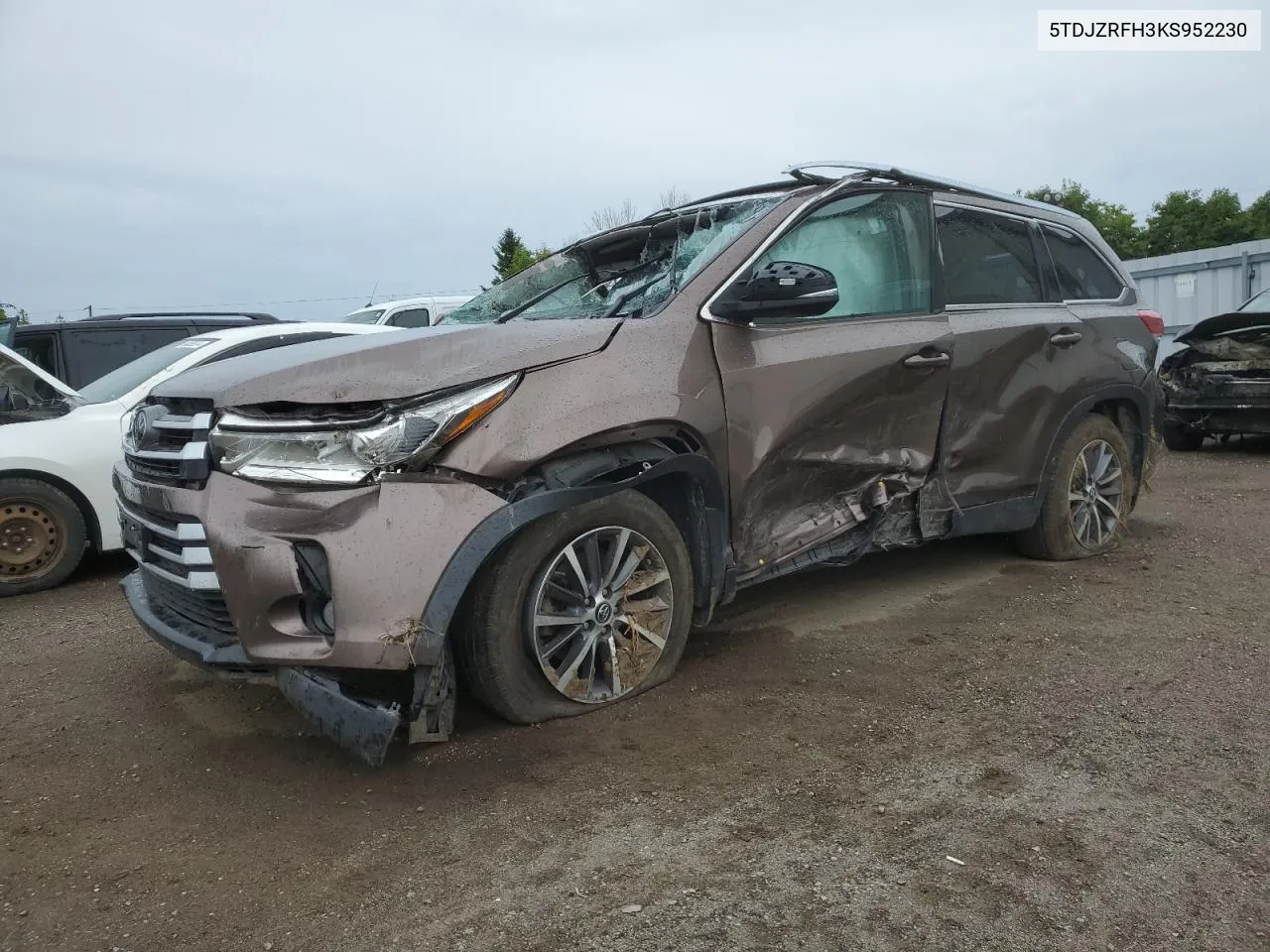 2019 Toyota Highlander Se VIN: 5TDJZRFH3KS952230 Lot: 65936344