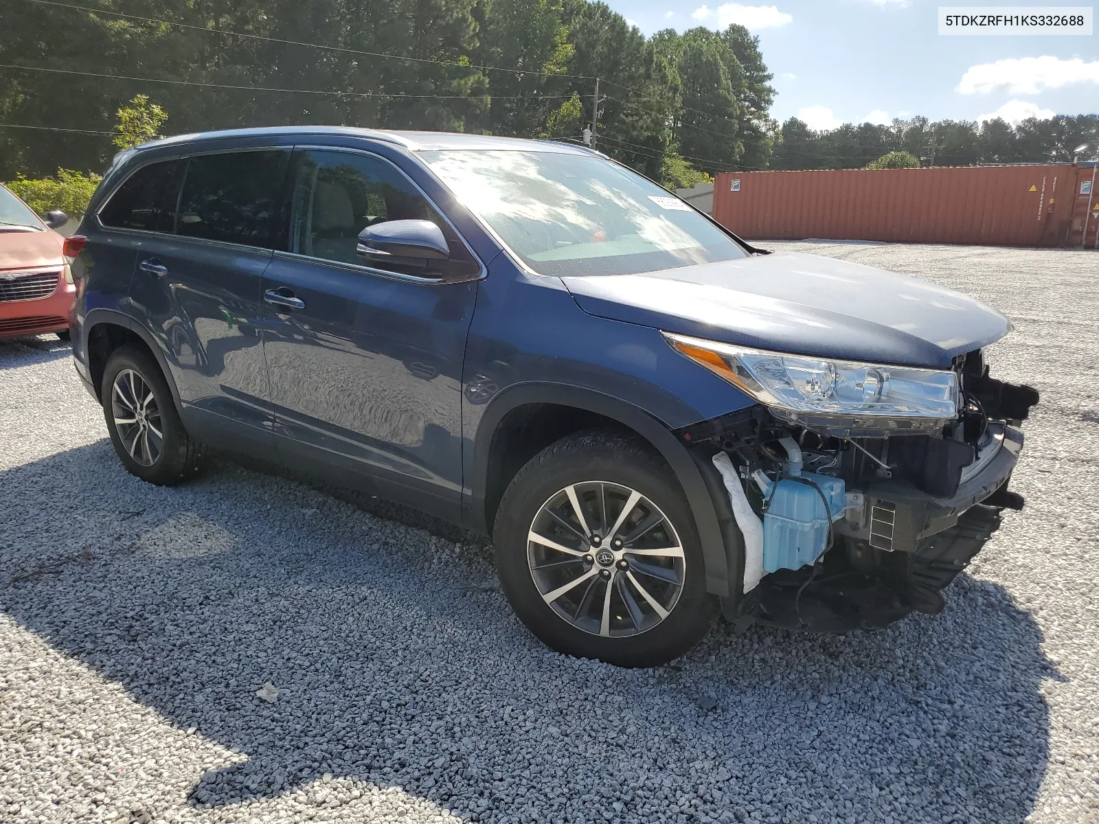 5TDKZRFH1KS332688 2019 Toyota Highlander Se