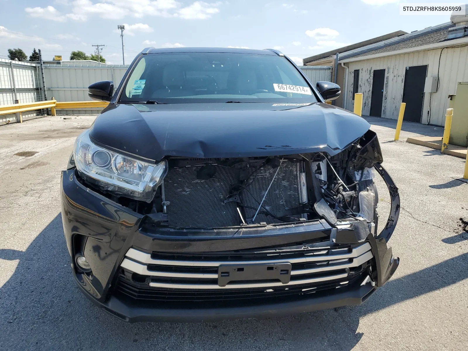 2019 Toyota Highlander Se VIN: 5TDJZRFH8KS605959 Lot: 66742914