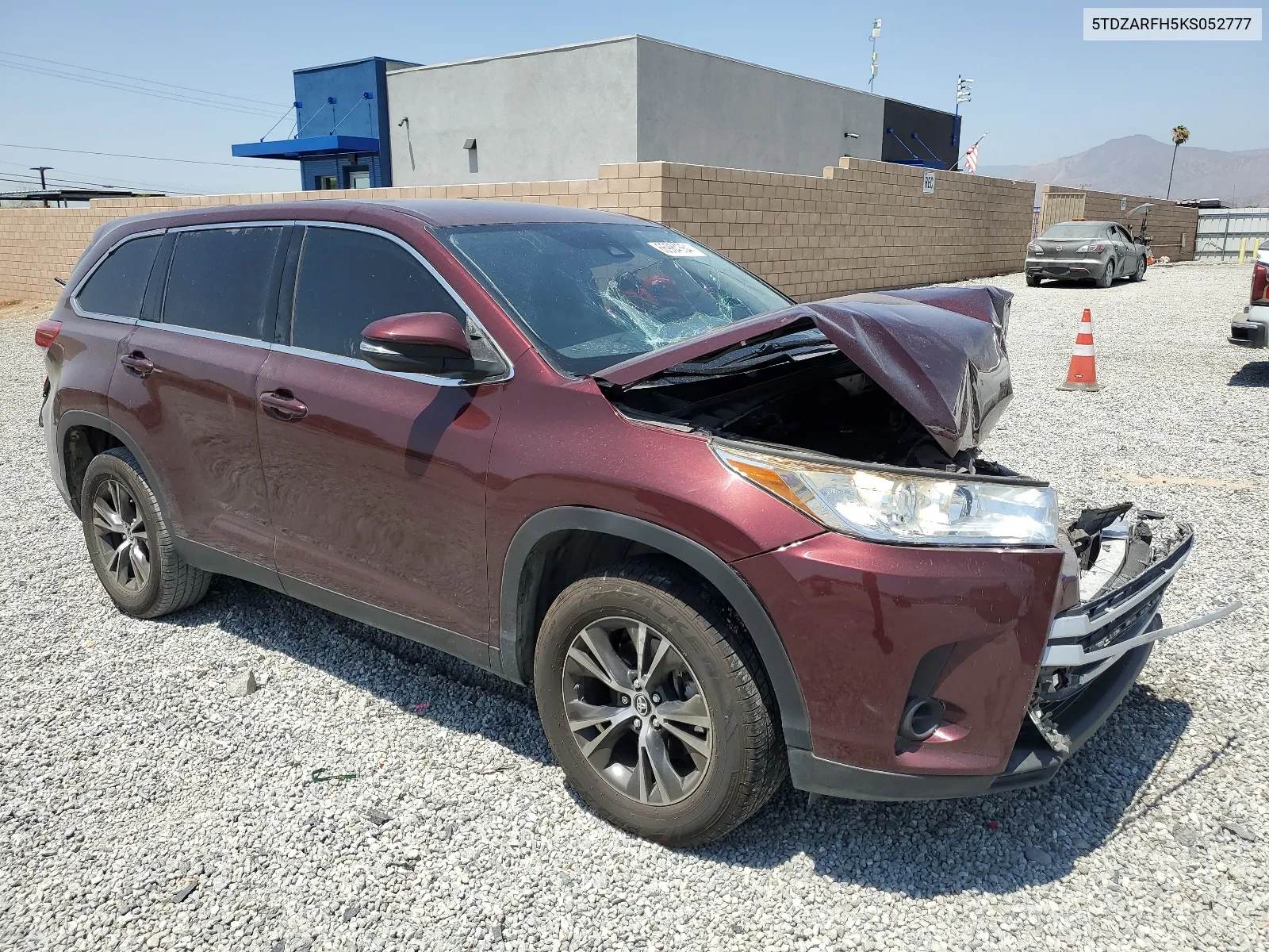 2019 Toyota Highlander Le VIN: 5TDZARFH5KS052777 Lot: 66984364