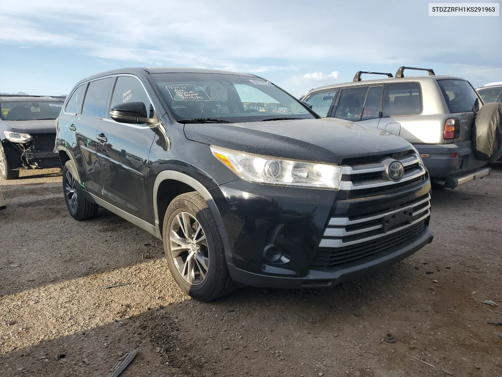 2019 Toyota Highlander Le VIN: 5TDZZRFH1KS291963 Lot: 67171724