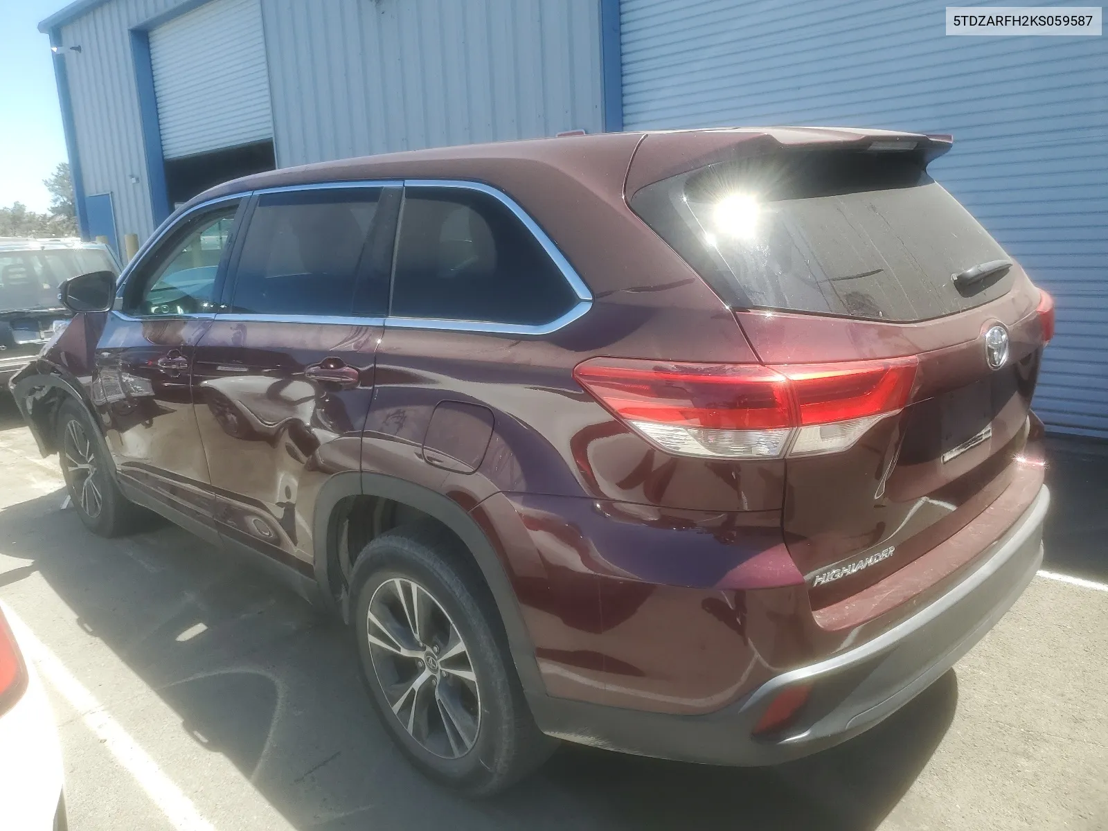 2019 Toyota Highlander Le VIN: 5TDZARFH2KS059587 Lot: 67586494