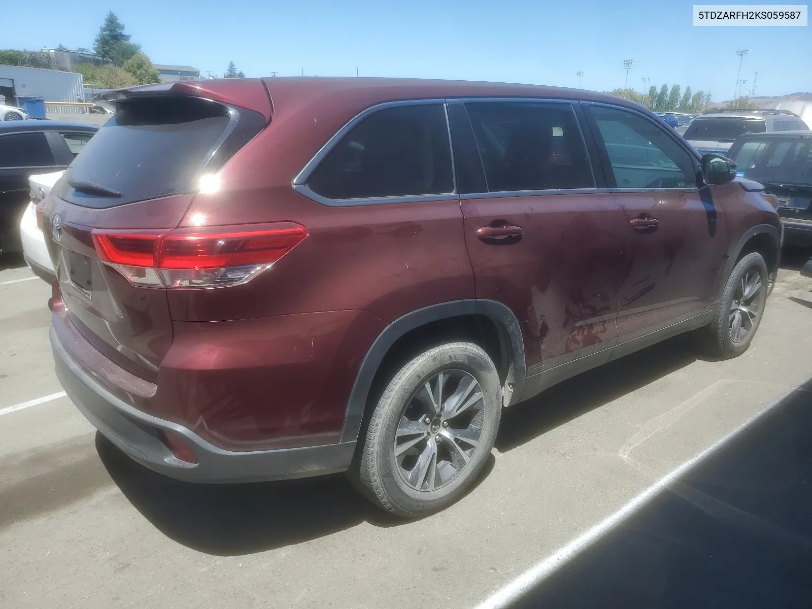 2019 Toyota Highlander Le VIN: 5TDZARFH2KS059587 Lot: 67586494