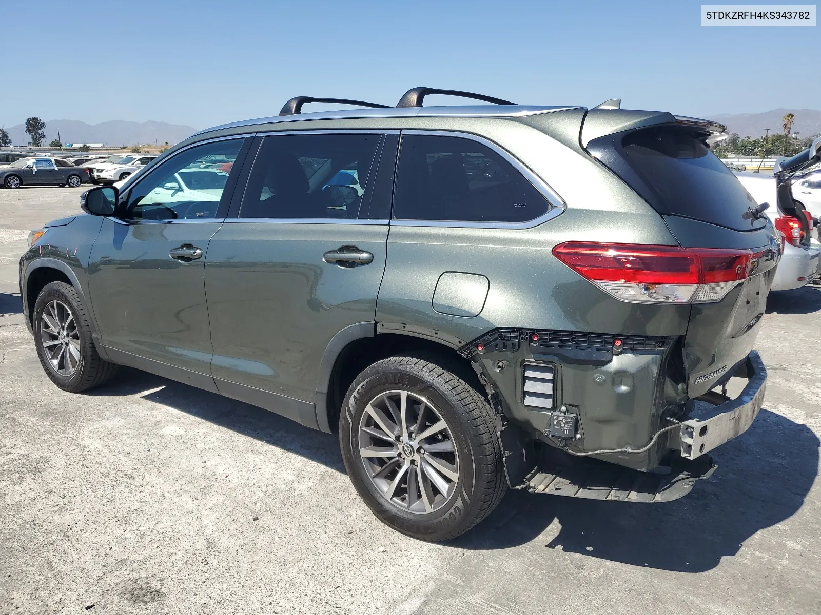 5TDKZRFH4KS343782 2019 Toyota Highlander Se