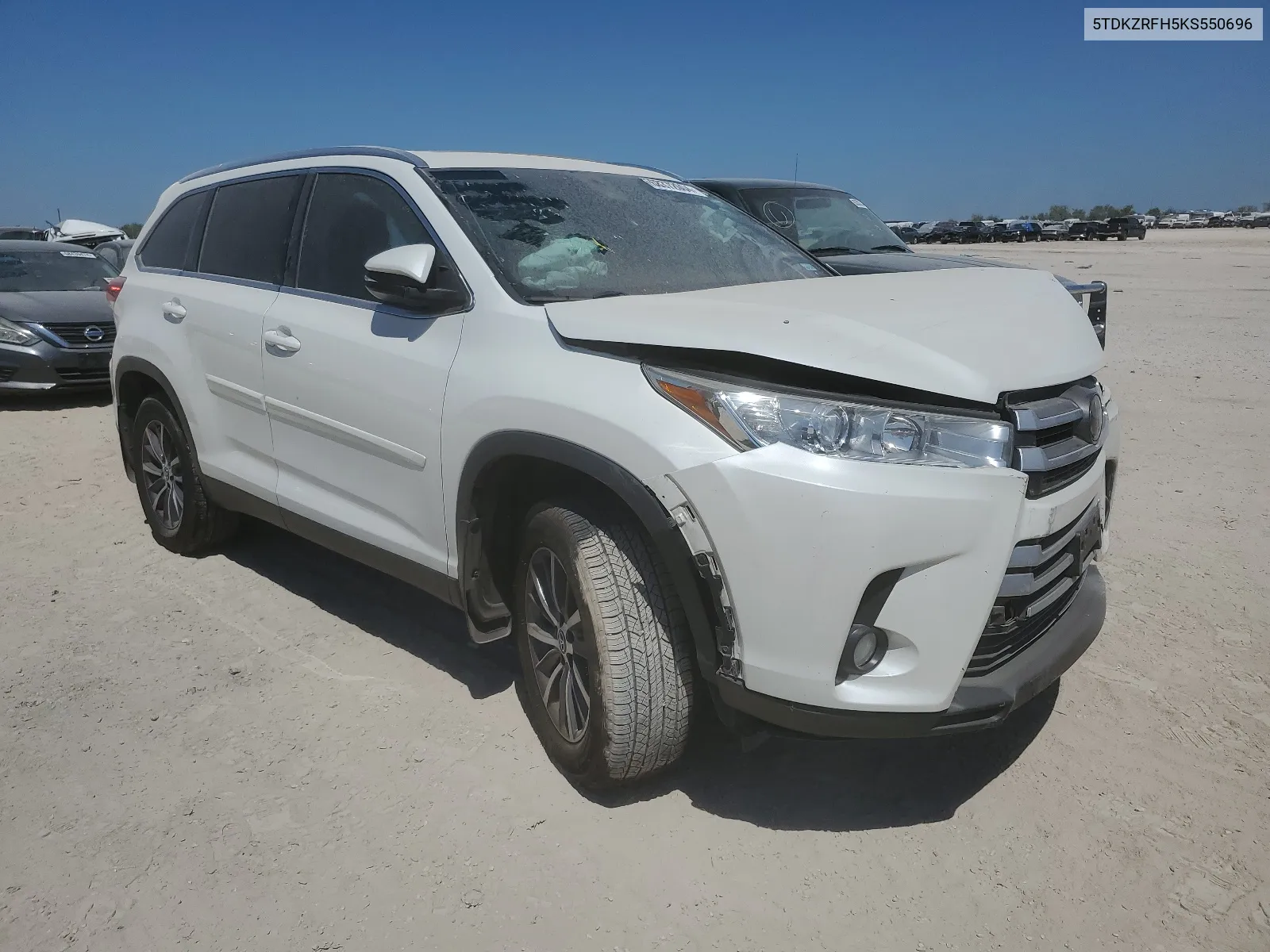 2019 Toyota Highlander Se VIN: 5TDKZRFH5KS550696 Lot: 68372004