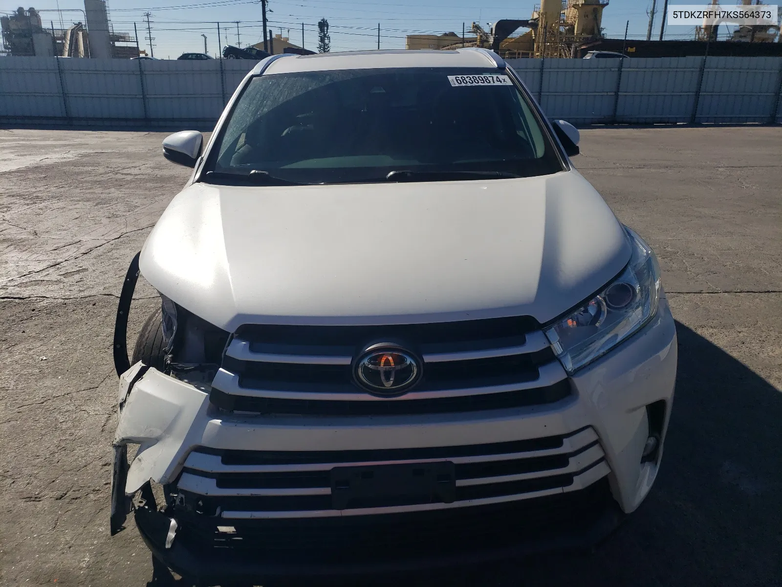 5TDKZRFH7KS564373 2019 Toyota Highlander Se