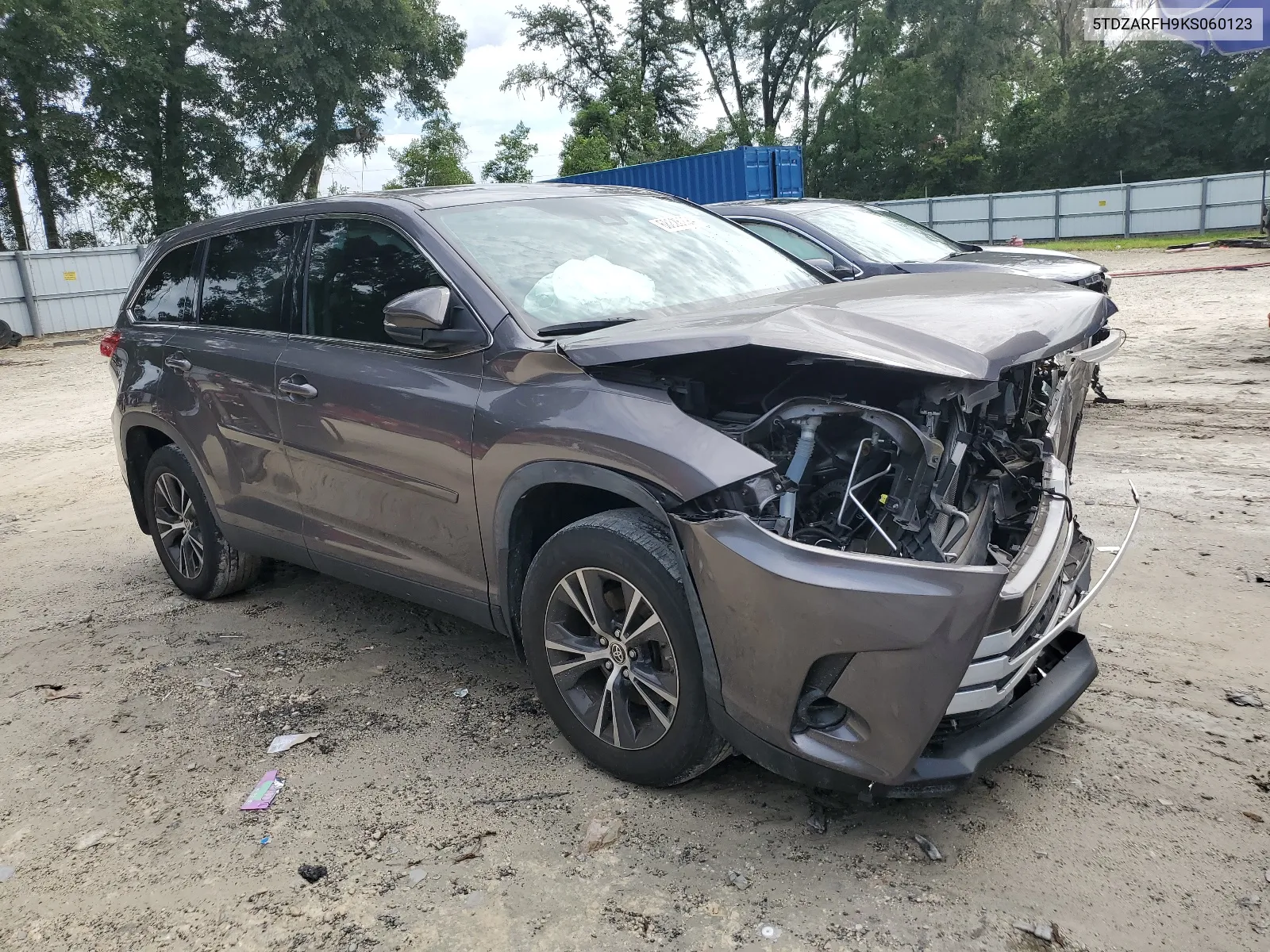 2019 Toyota Highlander Le VIN: 5TDZARFH9KS060123 Lot: 68826294