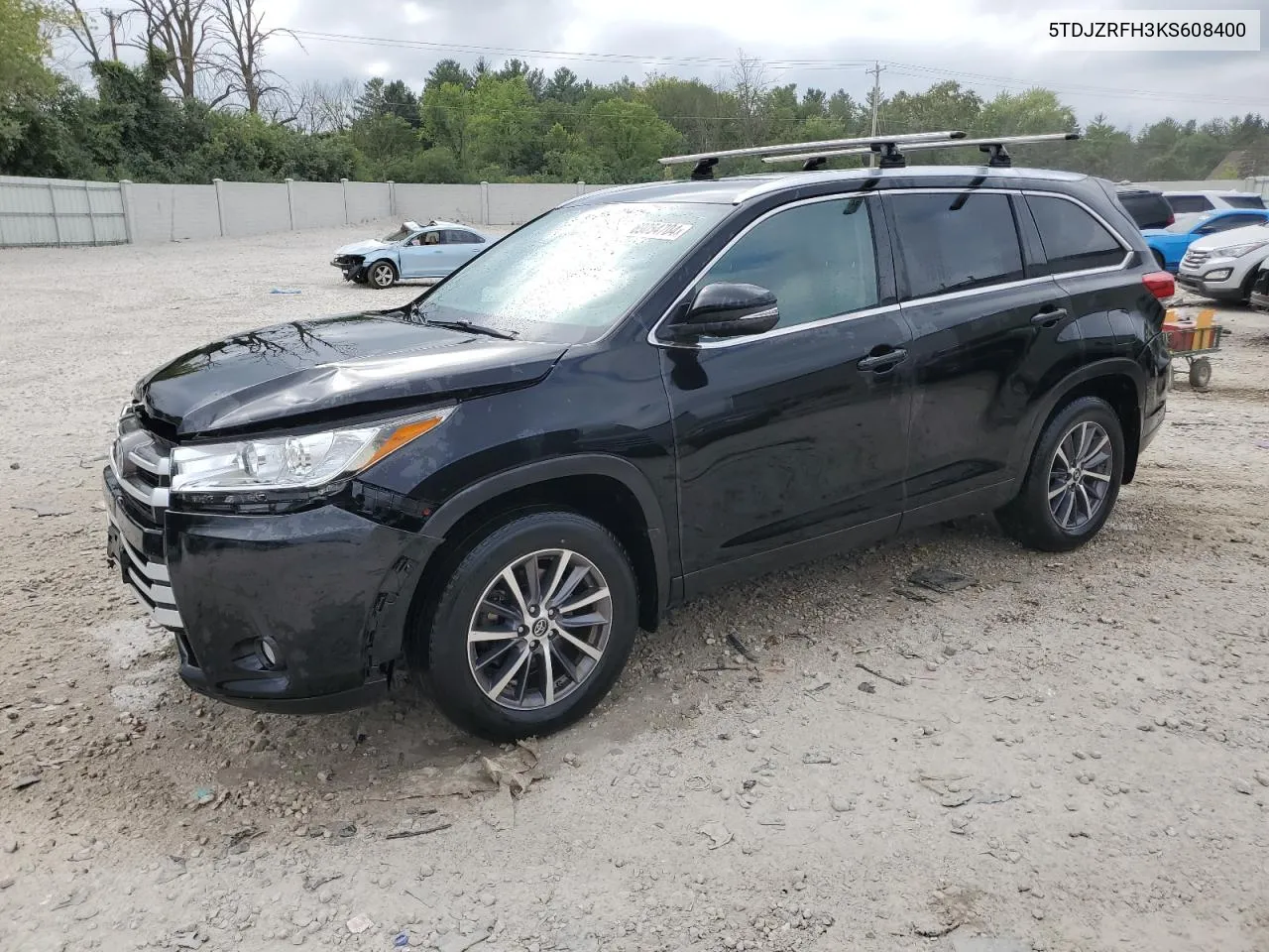 5TDJZRFH3KS608400 2019 Toyota Highlander Se