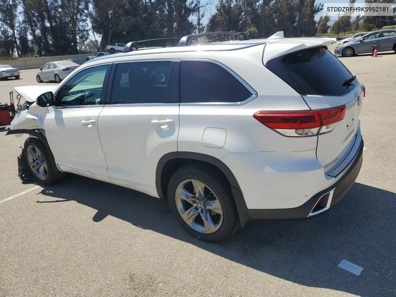 5TDDZRFH9KS952181 2019 Toyota Highlander Limited