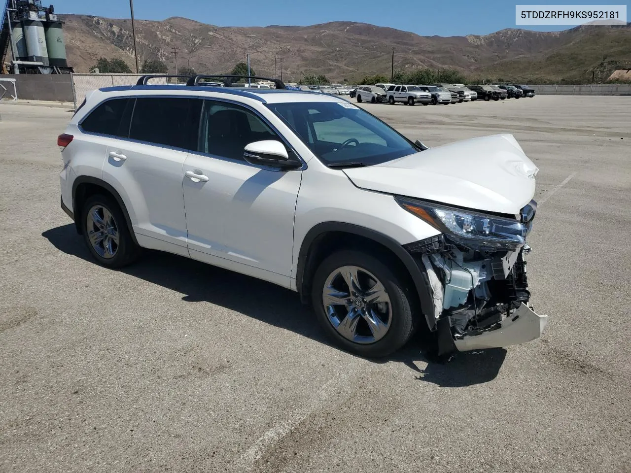 5TDDZRFH9KS952181 2019 Toyota Highlander Limited