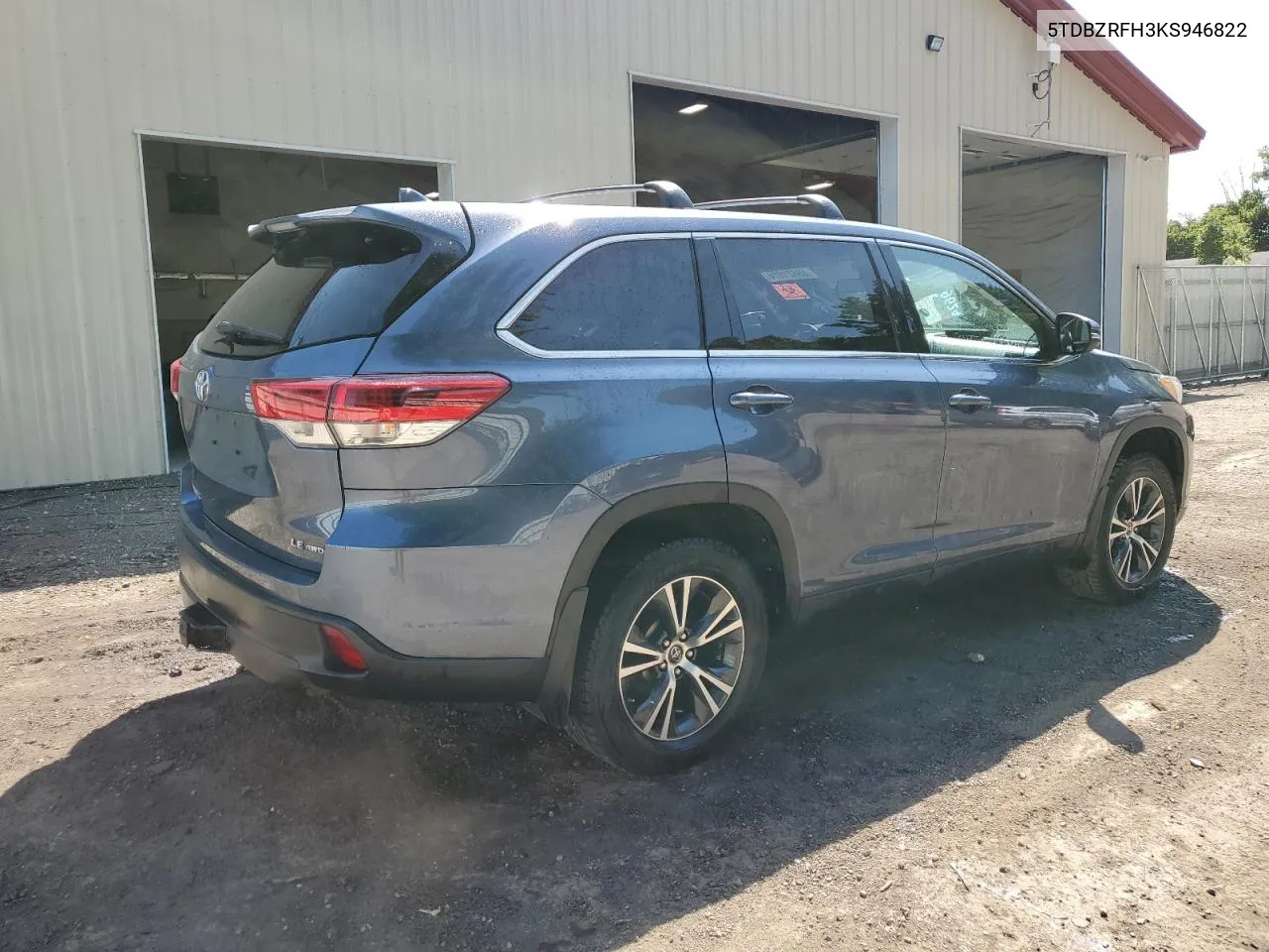 2019 Toyota Highlander Le VIN: 5TDBZRFH3KS946822 Lot: 69621014