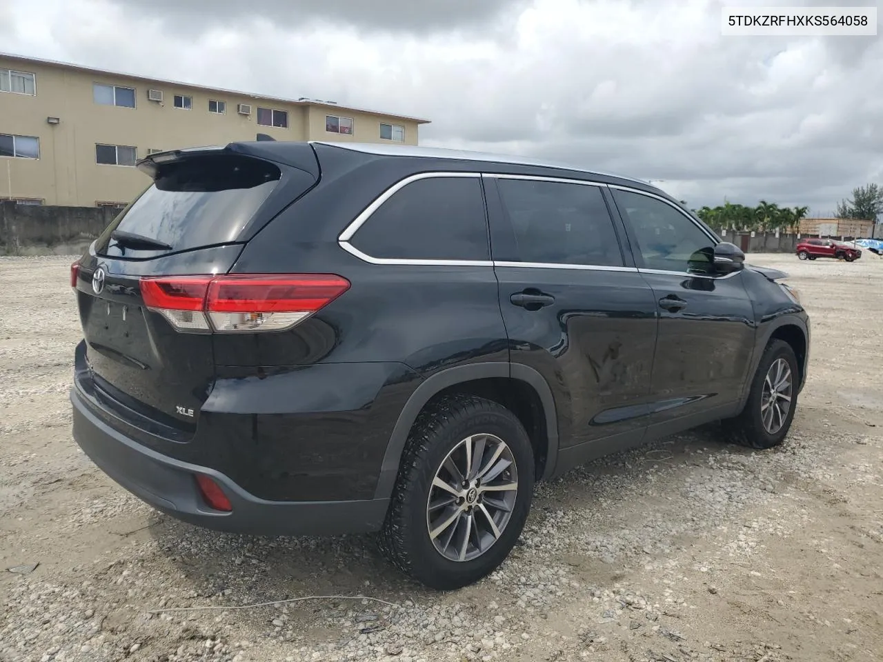 2019 Toyota Highlander Se VIN: 5TDKZRFHXKS564058 Lot: 69761084