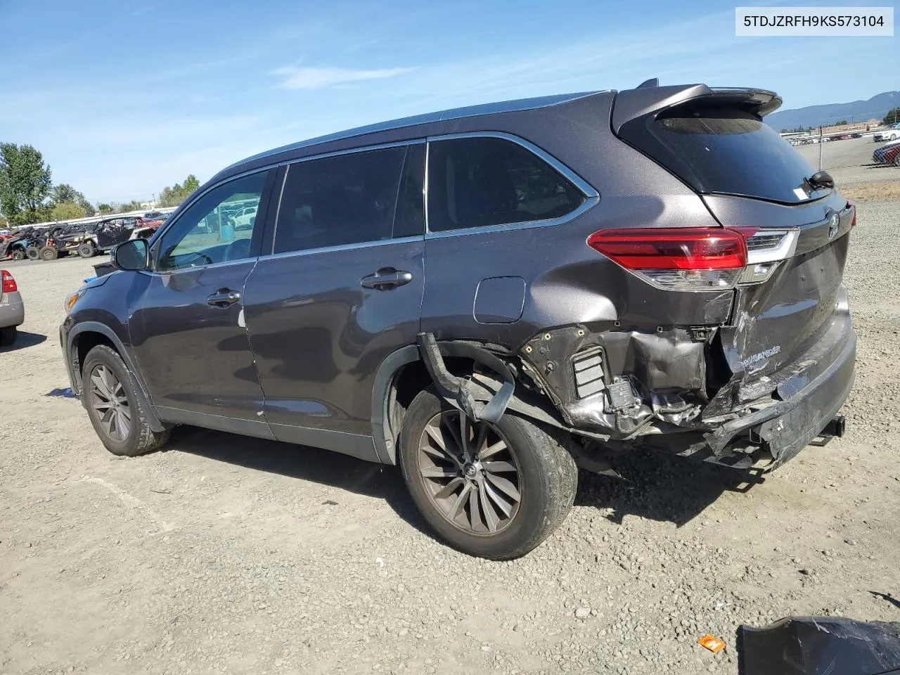 5TDJZRFH9KS573104 2019 Toyota Highlander Se